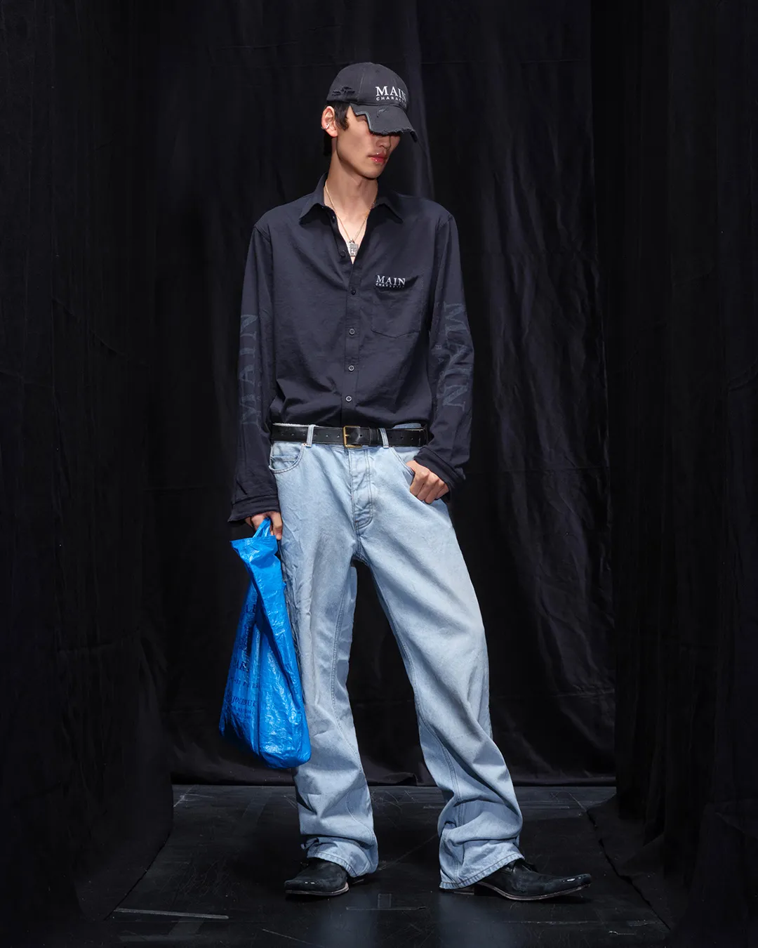 BALENCIAGA-WINTER-25-LOOK-25_BAI.jpg