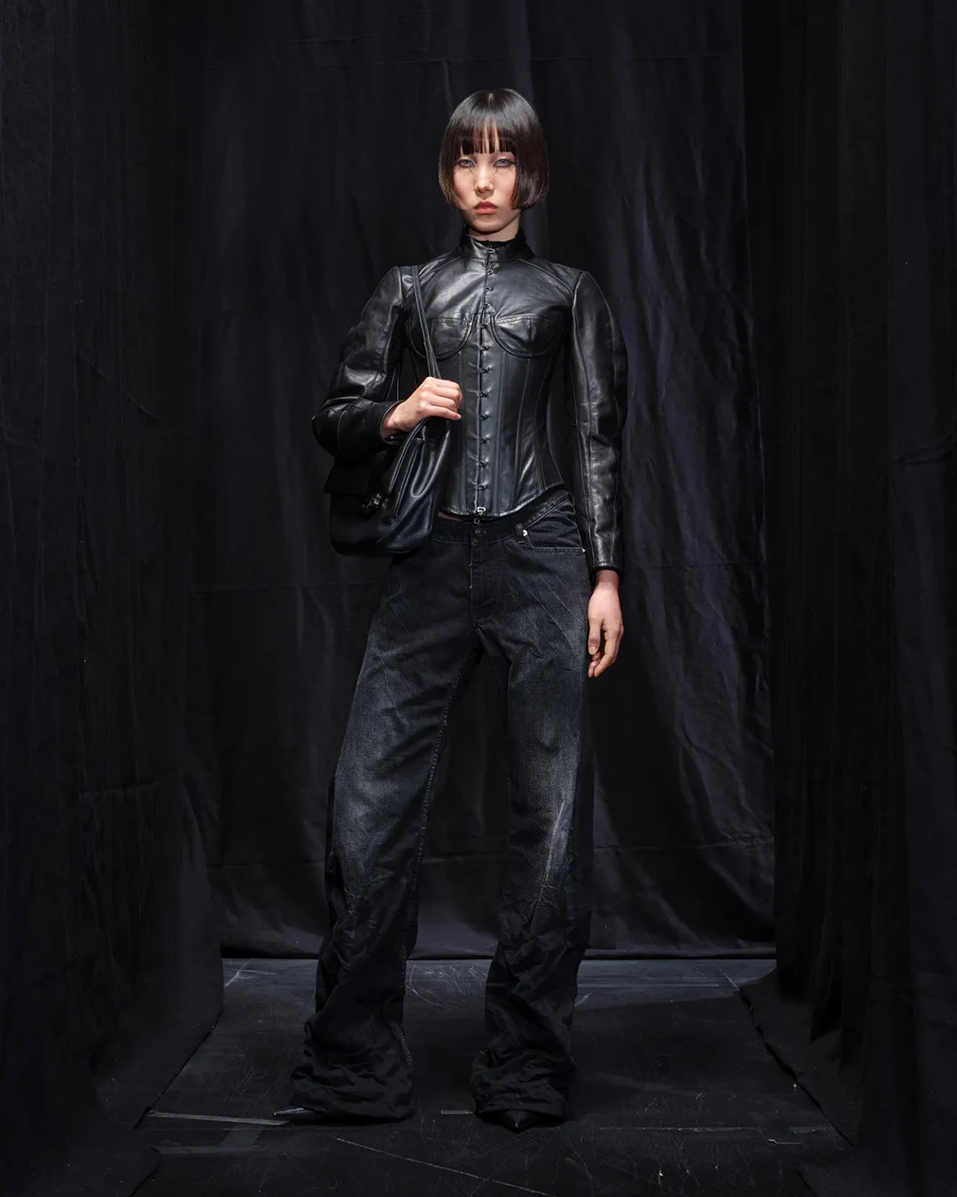 BALENCIAGA-WINTER-25-LOOK-32_KOU.jpg