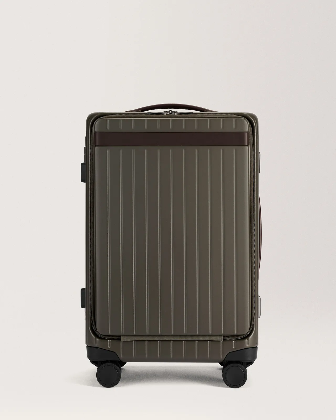 Carl-Friedrik-Carry-On-X-olive-chocolate-1.jpg