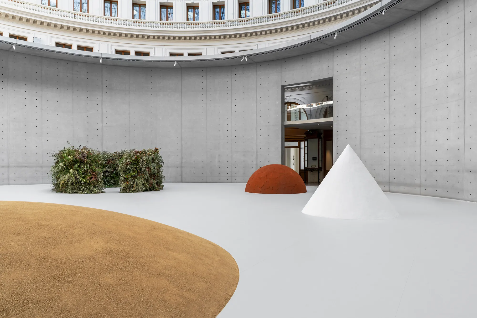 Minimal_exhibition_4.jpg
