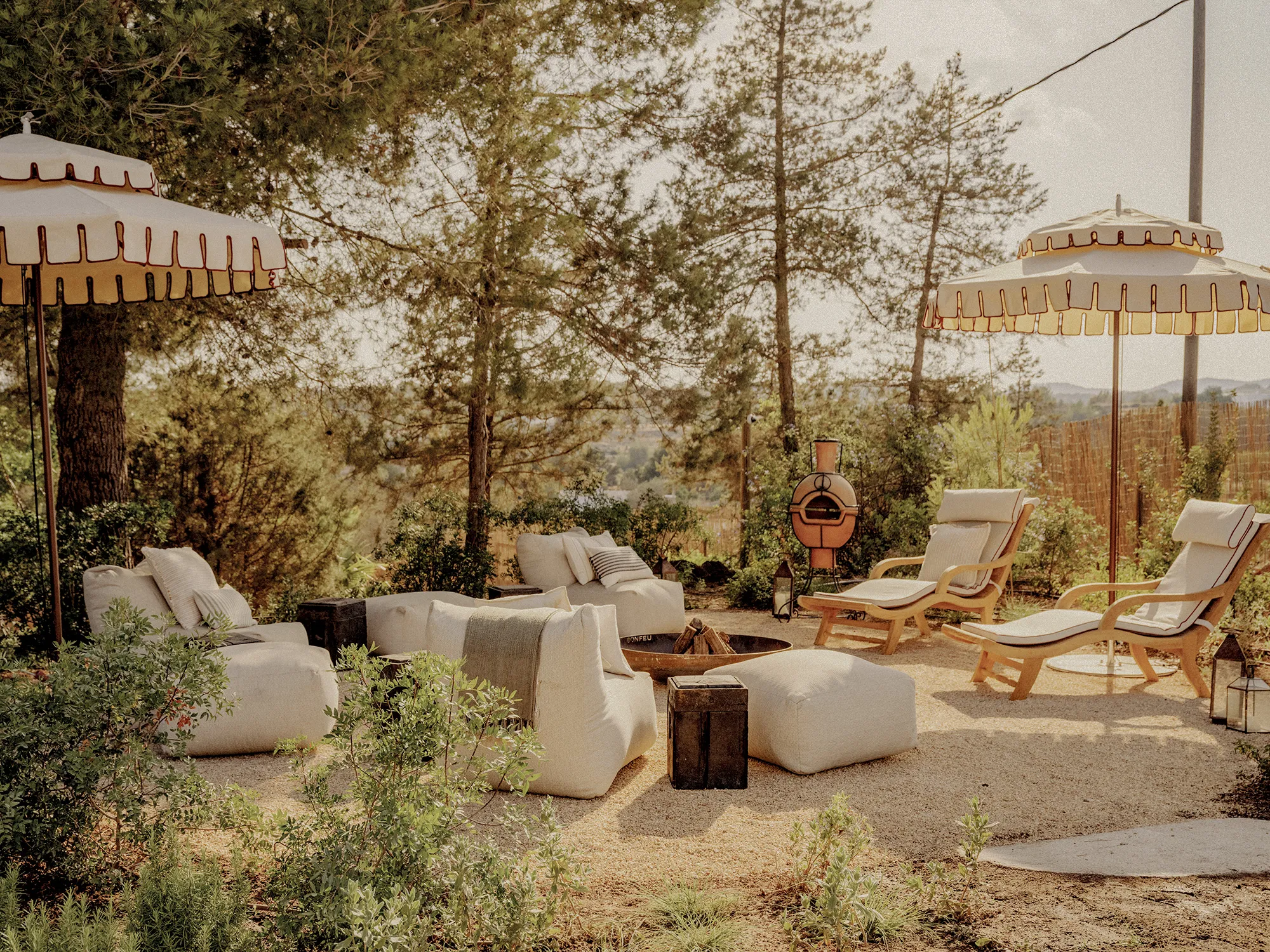 SH_Ibiza_HarryCrowder_250623_CMYK_VillaSol_24.jpg